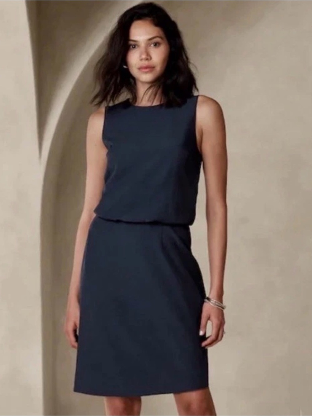 Sleeveless Banana Republic Black shift  Dress - Classic Women's Dress